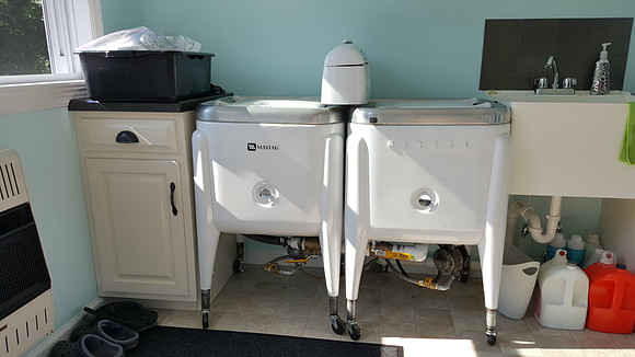 Amish Laundry Room