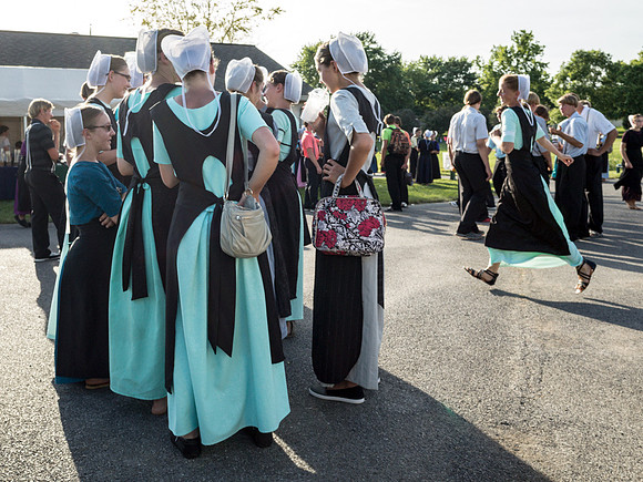Amish Girls no. 5