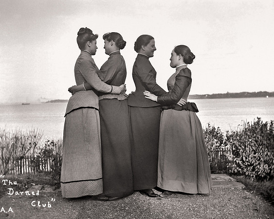 The Darn Club 1891 (Alice Austen)